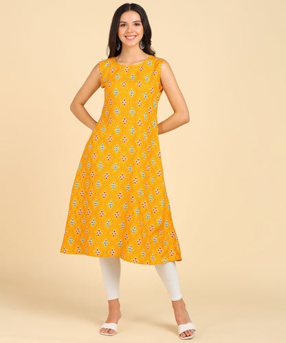 Women's Casual Wear Sleeveless Round Long Kurtis